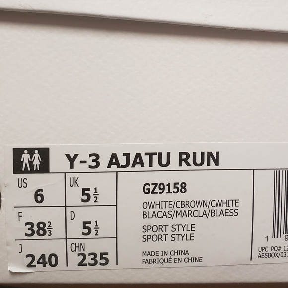 Adidas Y-3 Unisex AJATU RUN SNEAKERS CORE WHITE IN OFF WHITE - Picture 2 of 9